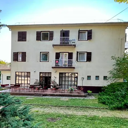 Siraly Szálloda Balatonlelle