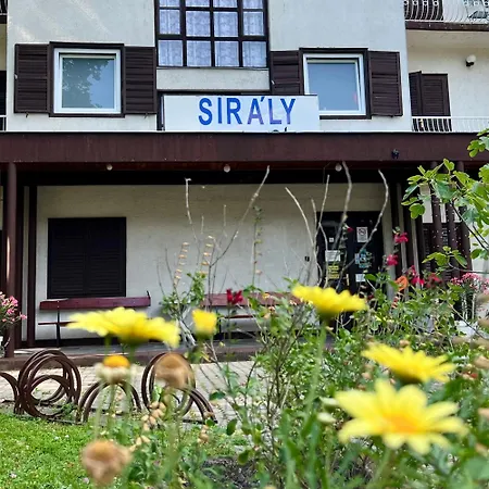 Siraly 호텔